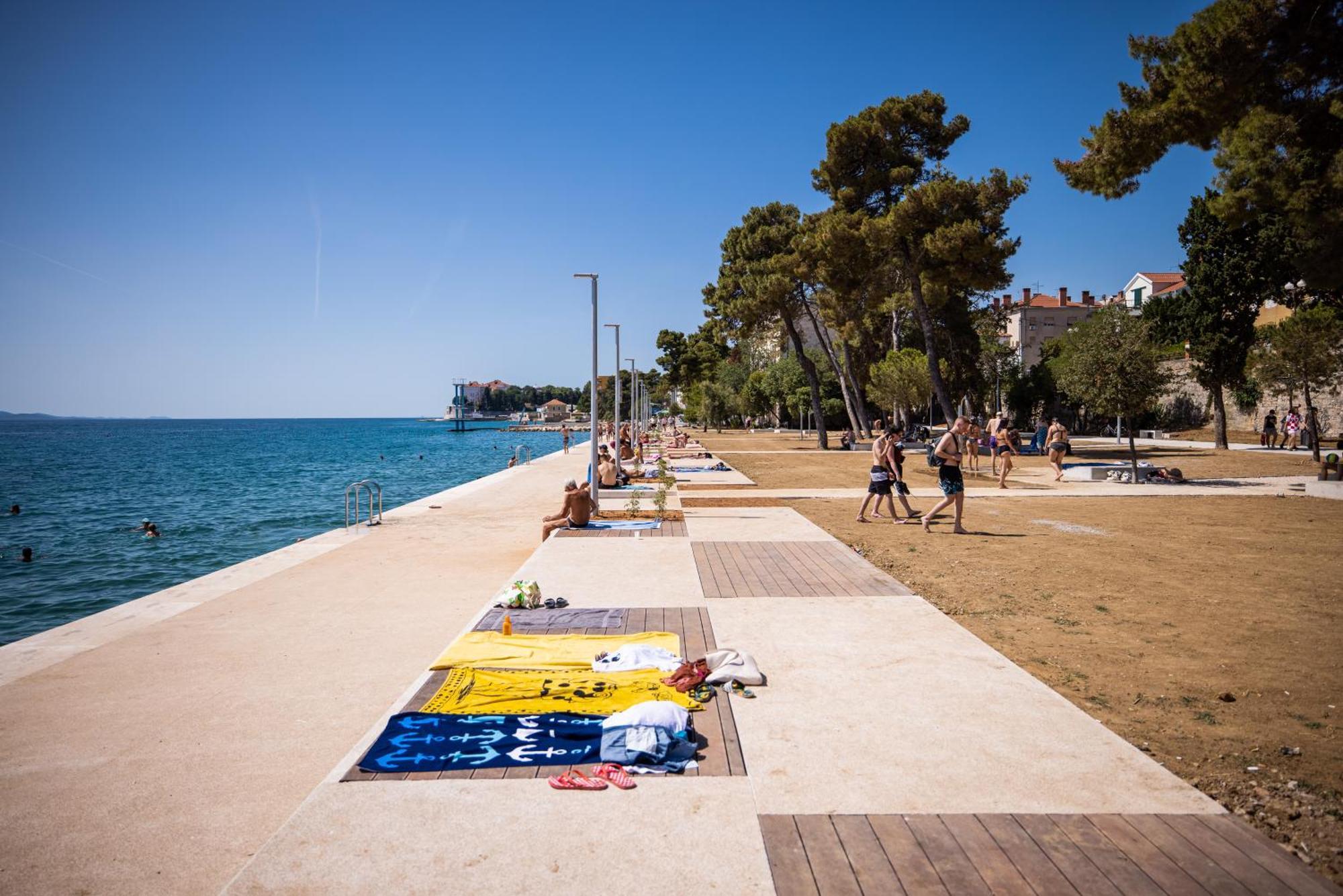 Zadar Center Beach Apartment - Directly On The Sea Exterior photo