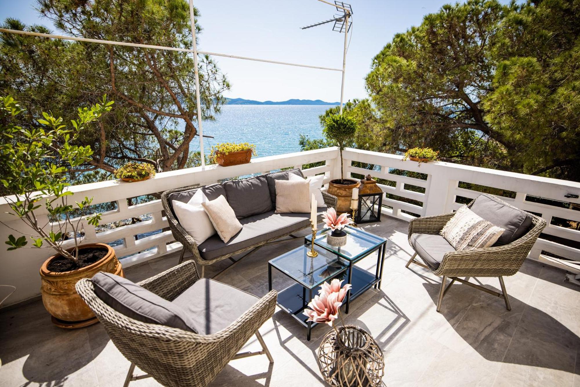 Zadar Center Beach Apartment - Directly On The Sea Exterior photo
