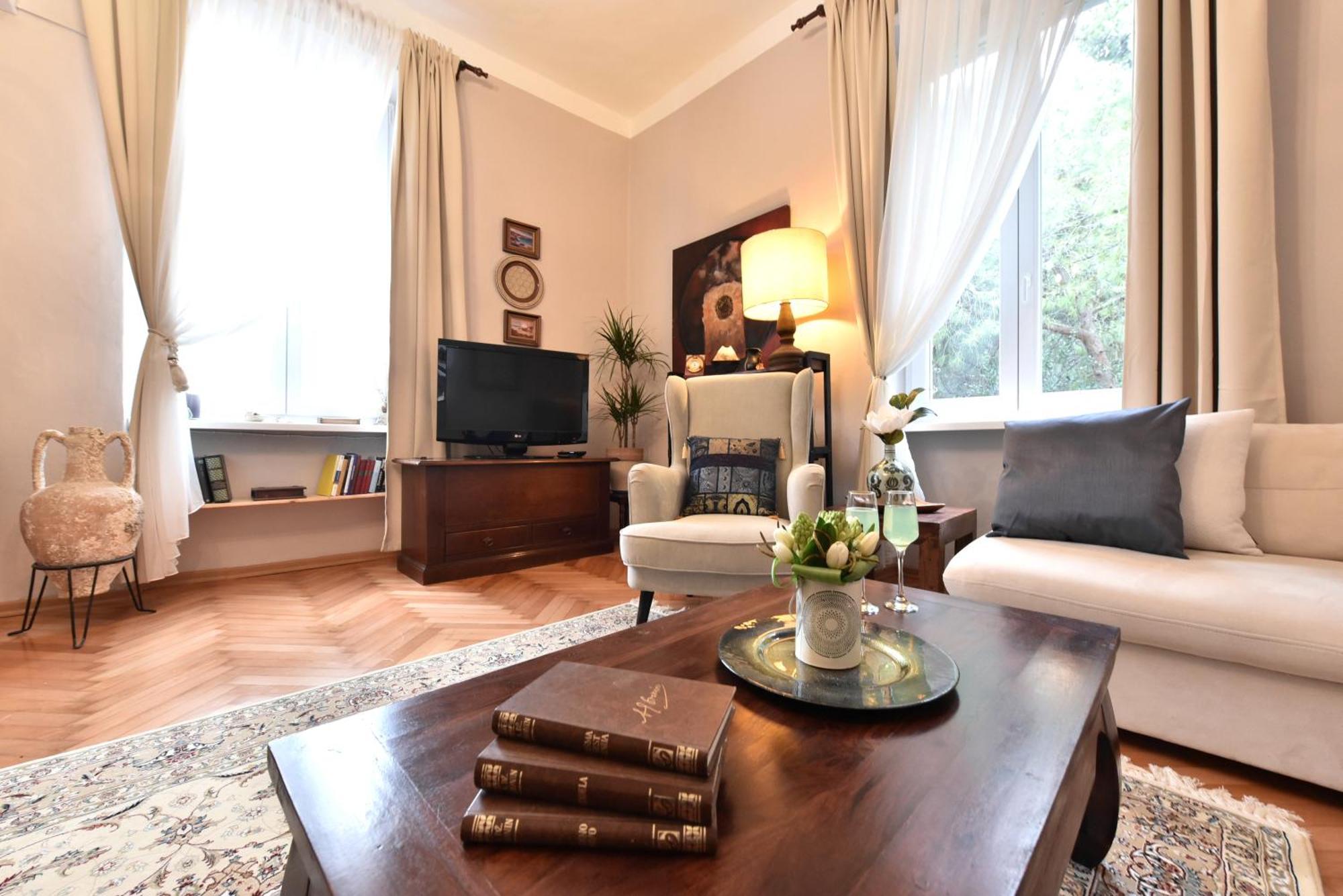 Zadar Center Beach Apartment - Directly On The Sea Exterior photo